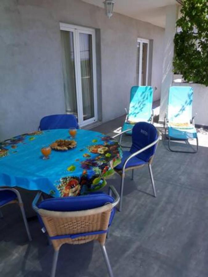 Apartments Hajdi Подстрана Екстериор снимка